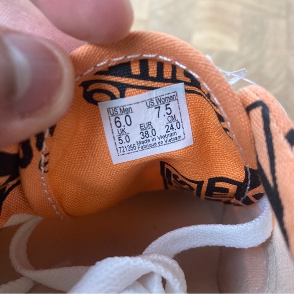 Vans Era (Logo Mix) - Picture 6 of 9